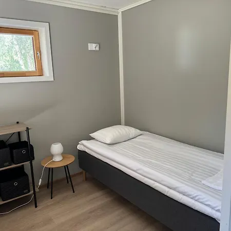 Gröna Uddens 3*